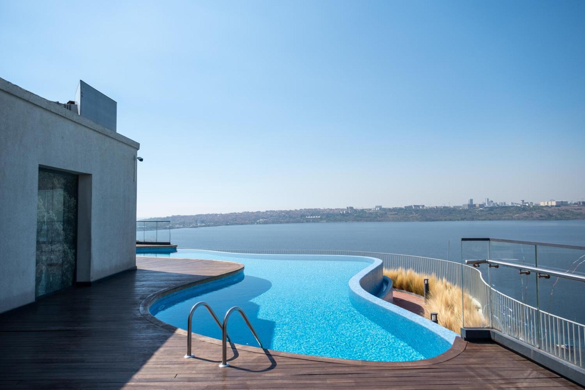 Golden Stones House Sea And Lake View Stambuł Zewnętrze zdjęcie
